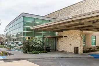 Ezra - DeSoto clinic