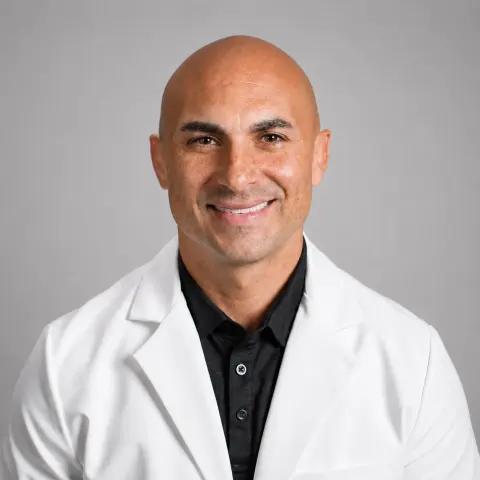 Castel Santana, MD, CFMP
