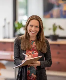 Dr. Camilla Petersen