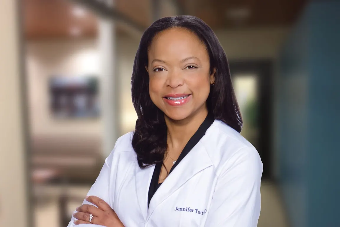 Dr. Jennifer Tutt