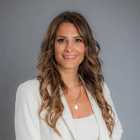 Dr. Kelly Blundy