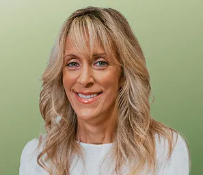 Dr. Kim Skokan