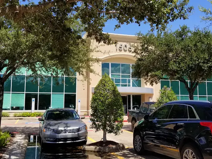 Ezra - Friendswood clinic