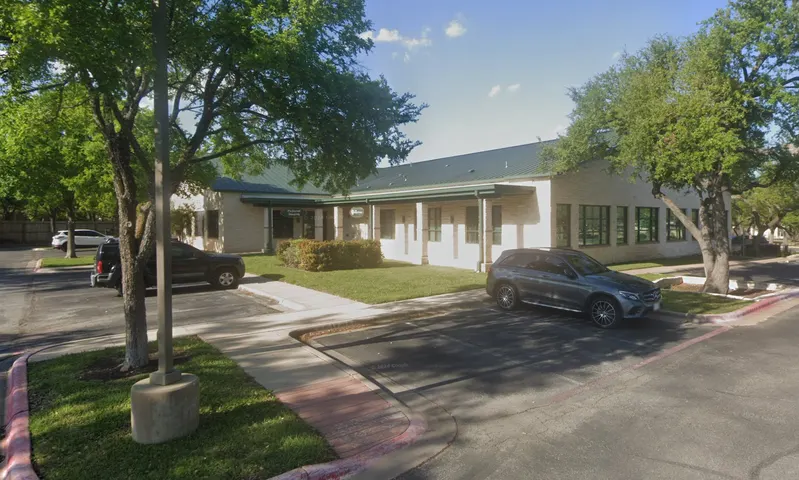 Ezra - Round Rock clinic